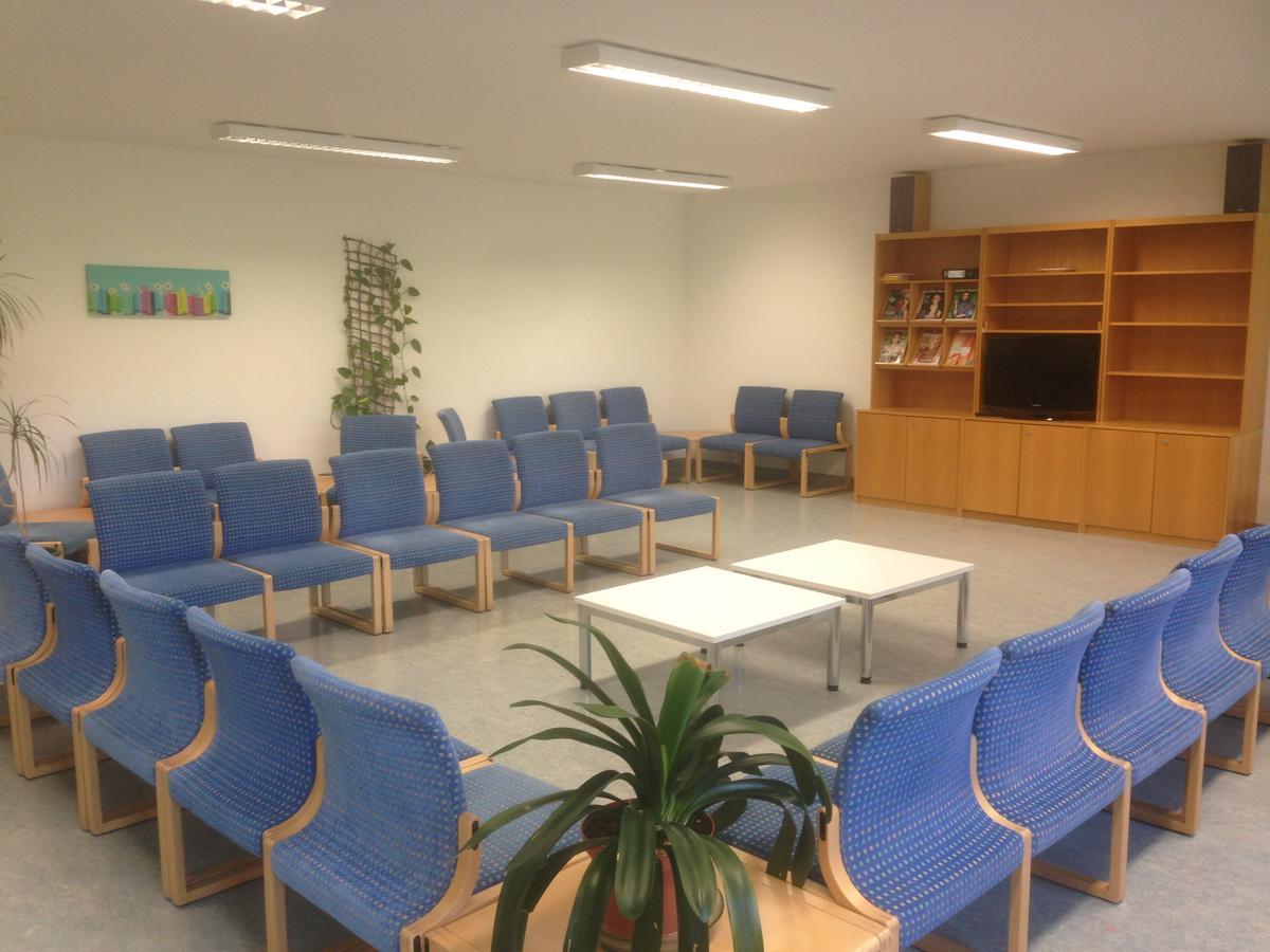 Hostel Obertrum Екстериор снимка