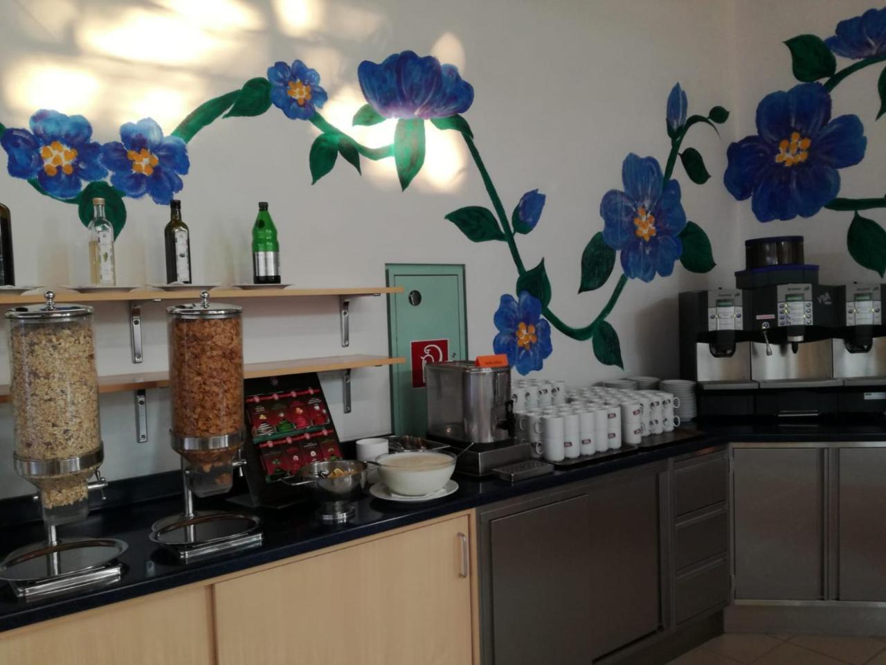 Hostel Obertrum Екстериор снимка